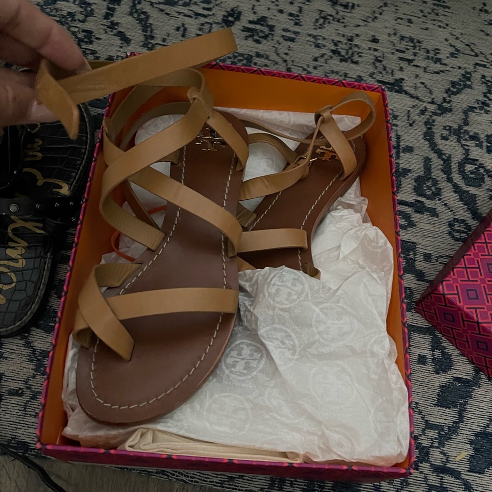 Brand new never worn Tory Burch gladiator sandal